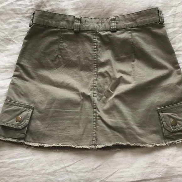 Jupe / Skirt Zara couleur vert camo - Picture 2 of 2